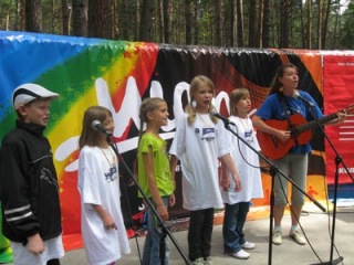 2008shapka25